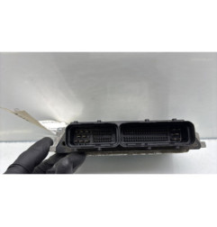 Calculateur moteur TOYOTA YARIS 2