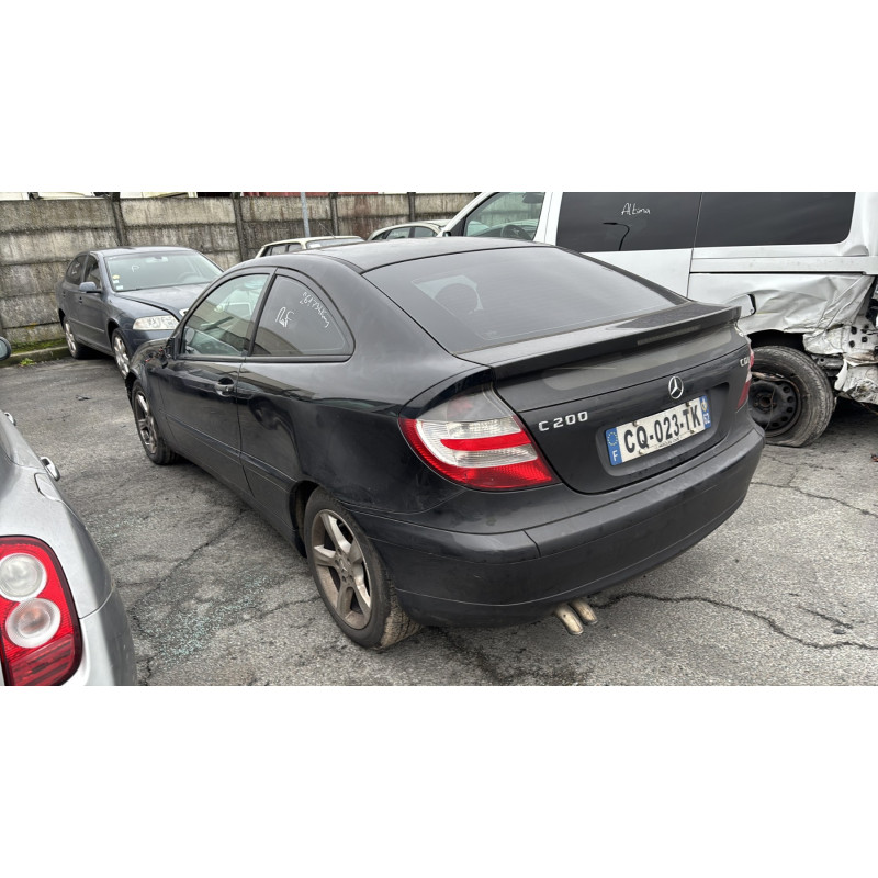 Pretensionneur de ceinture avant droit MERCEDES CLASSE C 203 COUPE SPORT Photo n°8