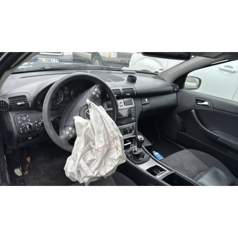 Pretensionneur de ceinture avant droit MERCEDES CLASSE C 203 COUPE SPORT Photo n°14