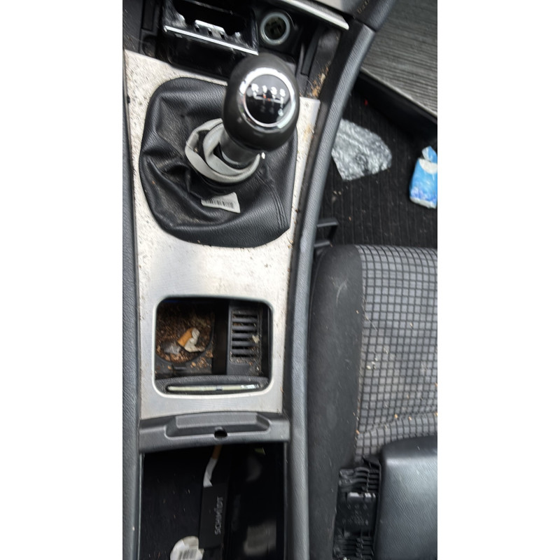 Pretensionneur de ceinture avant droit MERCEDES CLASSE C 203 COUPE SPORT Photo n°17