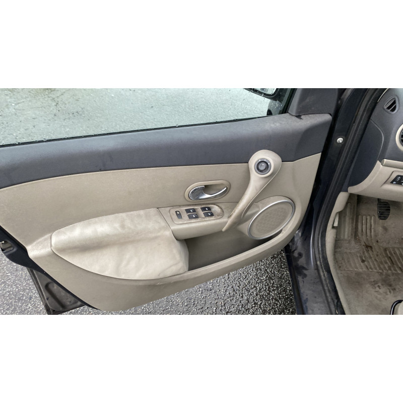 Charniere de capot RENAULT CLIO 3 Photo n°12