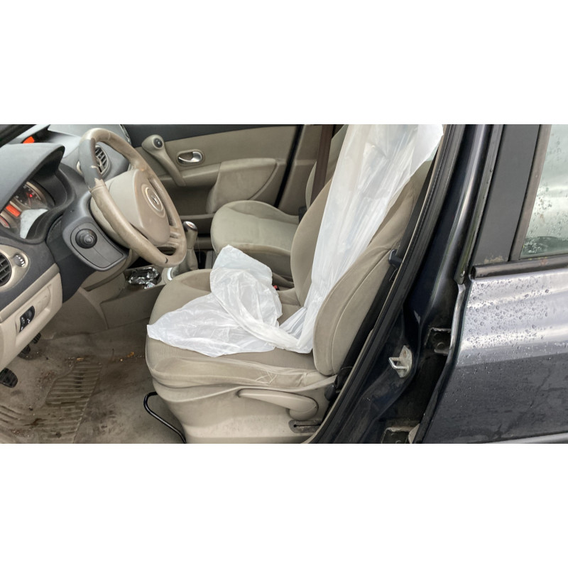 Charniere de capot RENAULT CLIO 3 Photo n°13