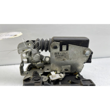 Serrure avant droit DACIA DUSTER 1