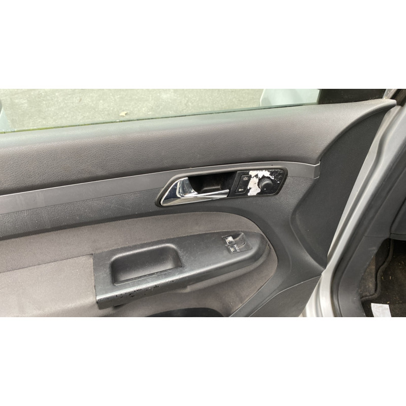 Custode arriere gauche (porte) VOLKSWAGEN TOURAN 1 Photo n°13