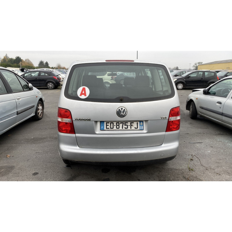 Pare choc arriere VOLKSWAGEN TOURAN 1 Photo n°16