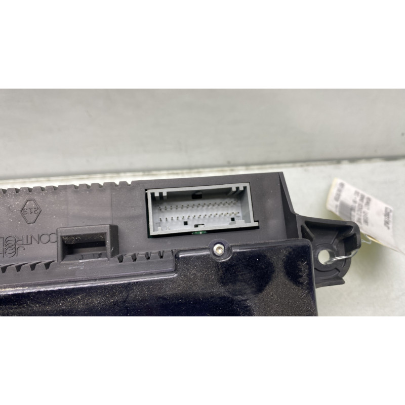 Compteur RENAULT GRAND SCENIC 2 Photo n°4