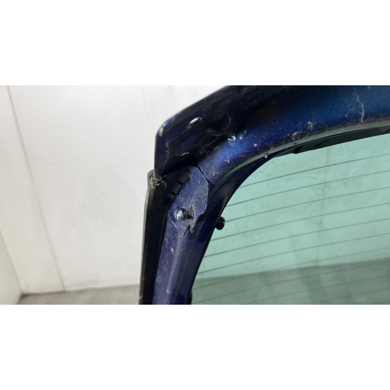 Malle/Hayon arriere RENAULT CLIO 2 Photo n°9