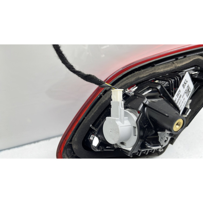 Feu arriere secondaire gauche (feux) OPEL CORSA E Photo n°6