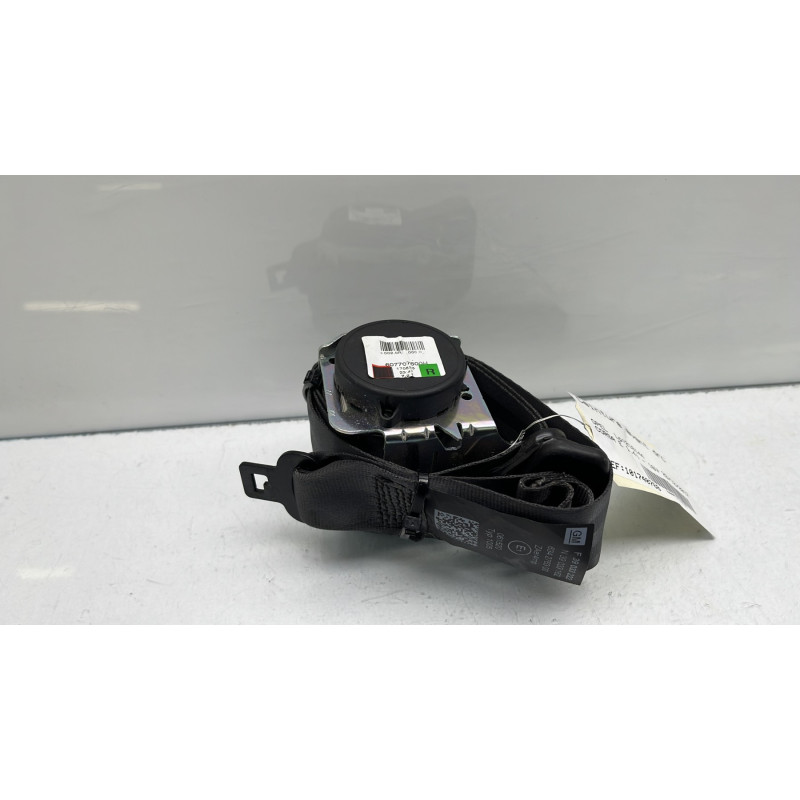 Ceinture avant droit OPEL CORSA E Photo n°1