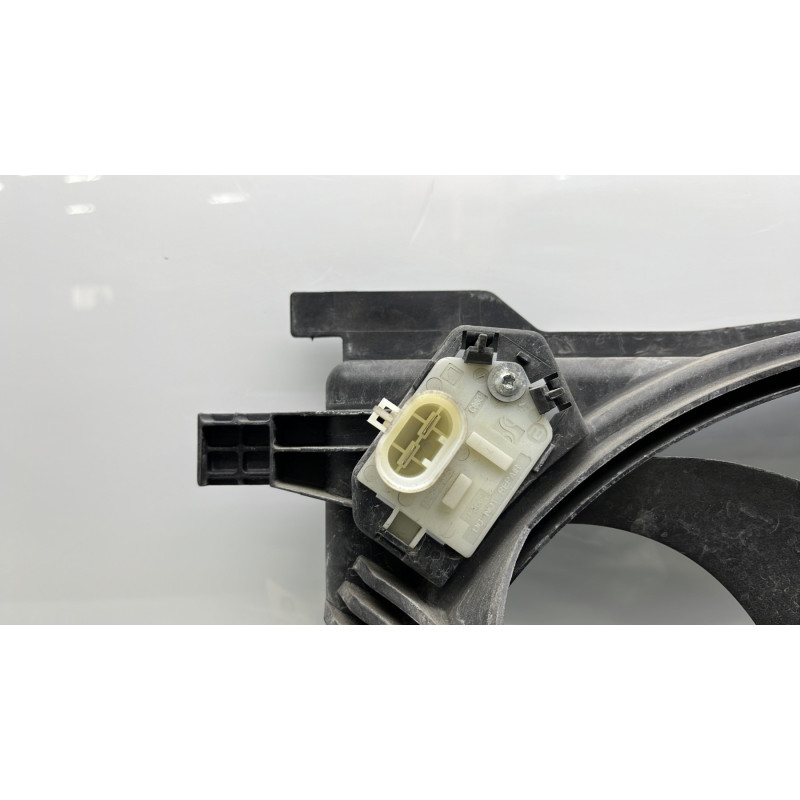 Moto ventilateur radiateur OPEL CORSA E Photo n°3