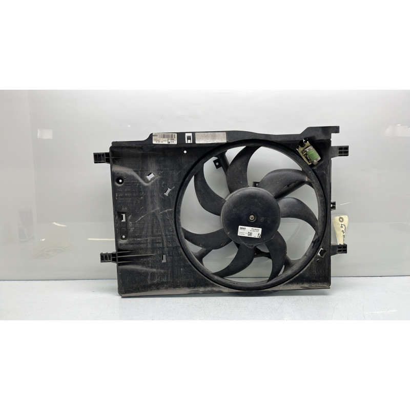 Moto ventilateur radiateur OPEL CORSA E Photo n°4
