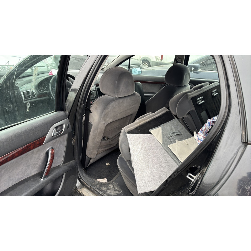 Serrure avant droit PEUGEOT 407 Photo n°20