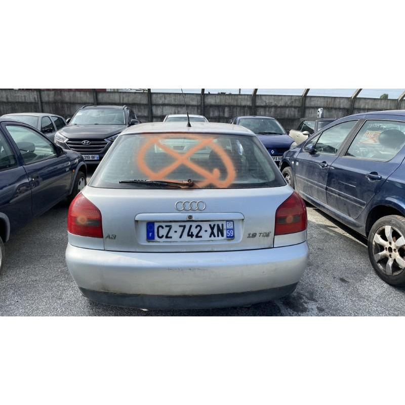 Vitre avant gauche AUDI A3 1 Photo n°9