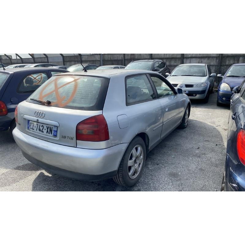 Vitre avant gauche AUDI A3 1 Photo n°13