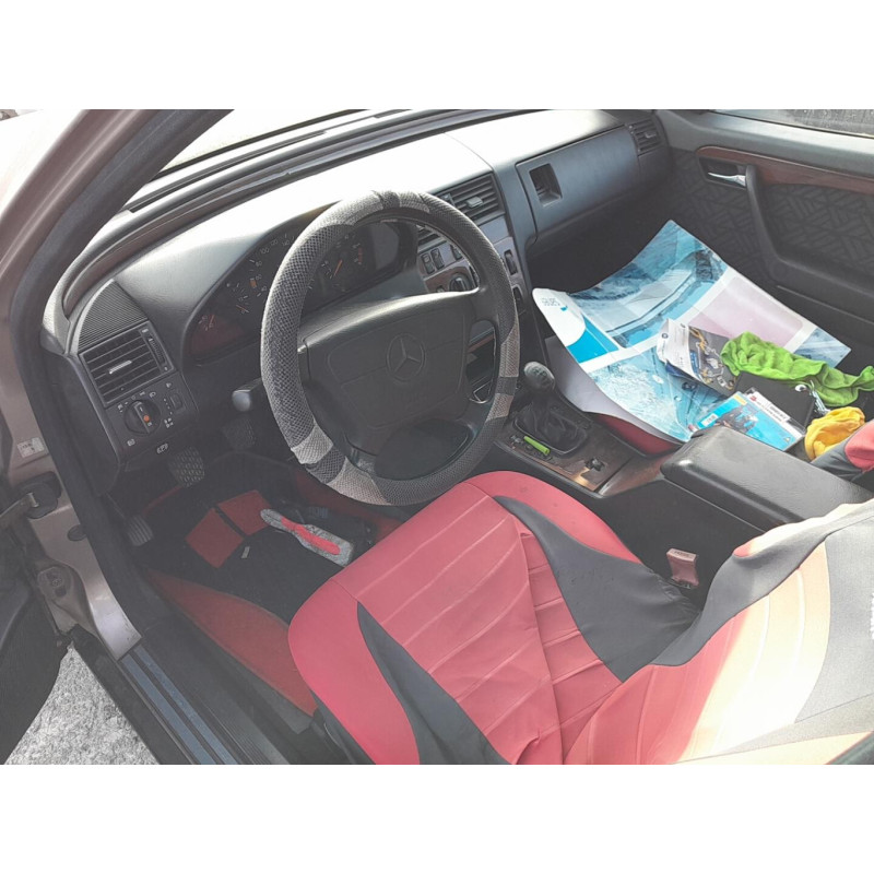 Feu arriere principal droit (feux) MERCEDES CLASSE C 202 Photo n°12