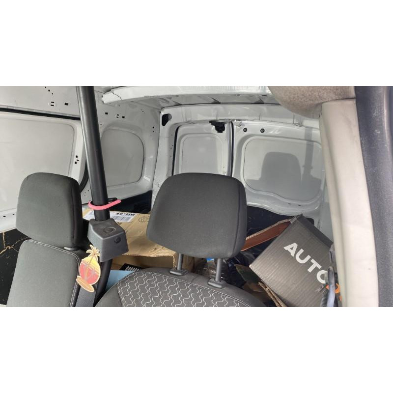 Calandre RENAULT KANGOO 2 Photo n°9