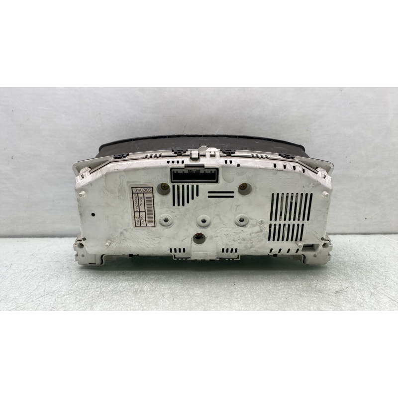 Compteur HONDA CIVIC 8 Photo n°2