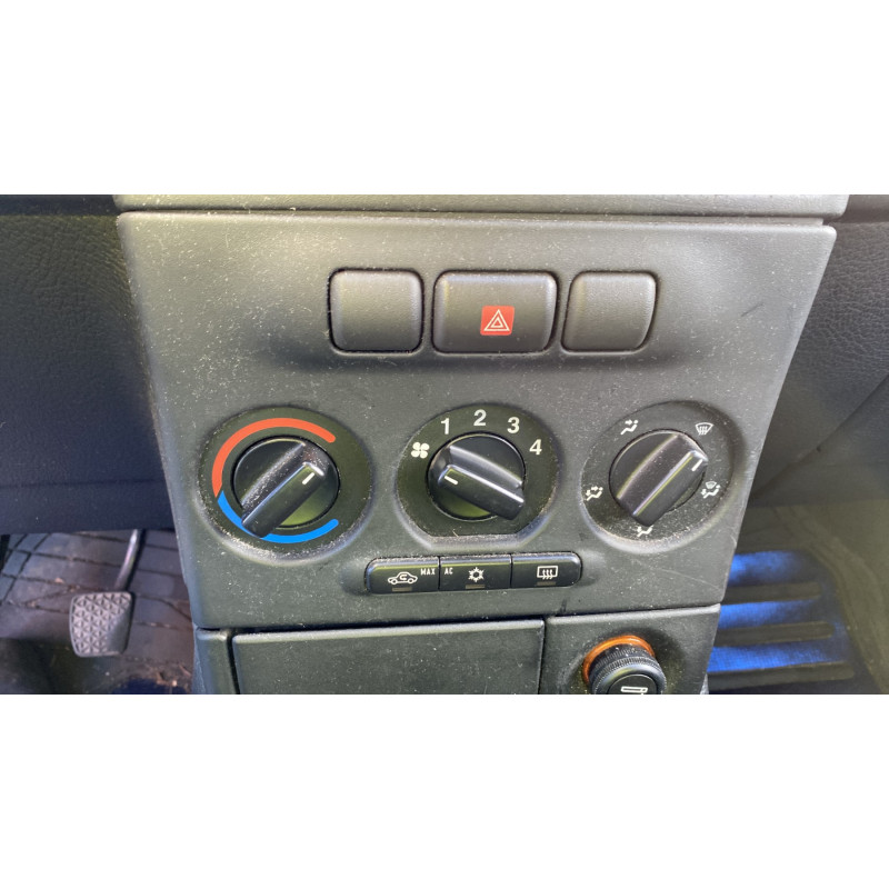 Custode arriere gauche (porte) OPEL ZAFIRA A Photo n°20