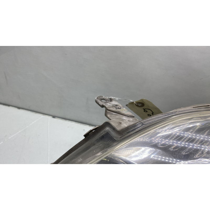 Optique avant principal gauche (feux)(phare) TOYOTA COROLLA VERSO 1 Photo n°4