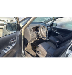 Serrure avant gauche TOYOTA COROLLA VERSO 1