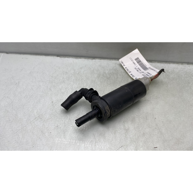 Pompe lave glace avant MERCEDES CLASSE E 207 Photo n°2