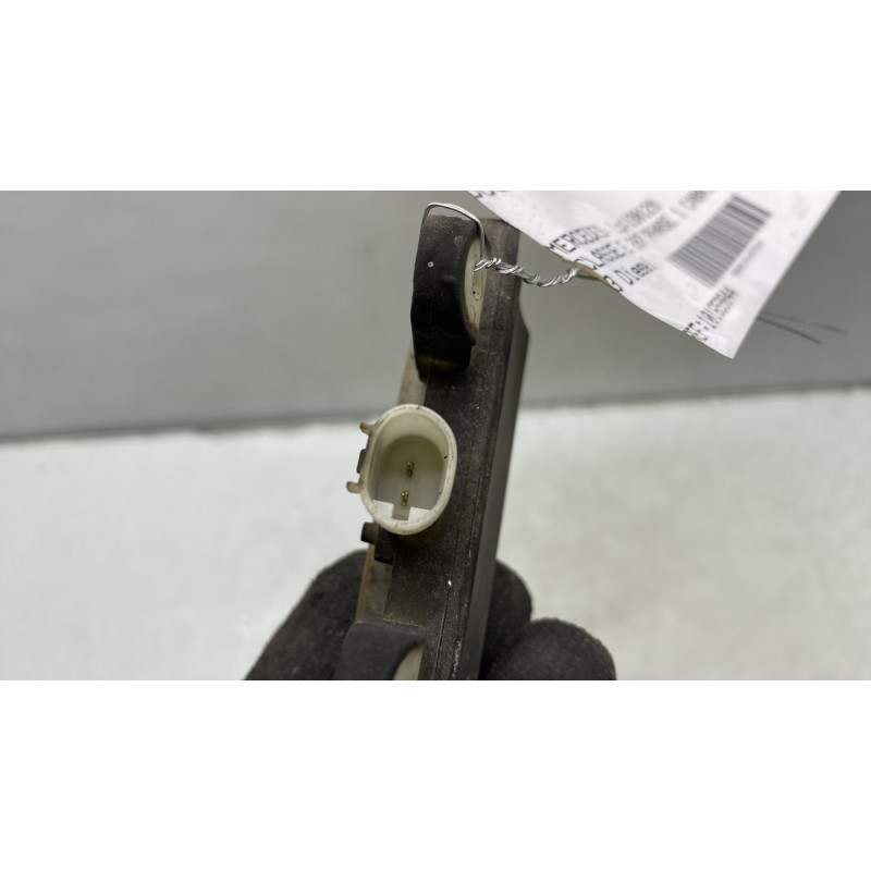 Bouton de coffre MERCEDES CLASSE E 207 Photo n°4