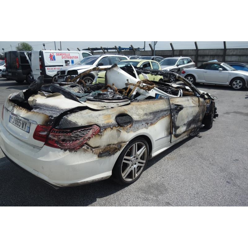 Bouton de coffre MERCEDES CLASSE E 207 Photo n°9