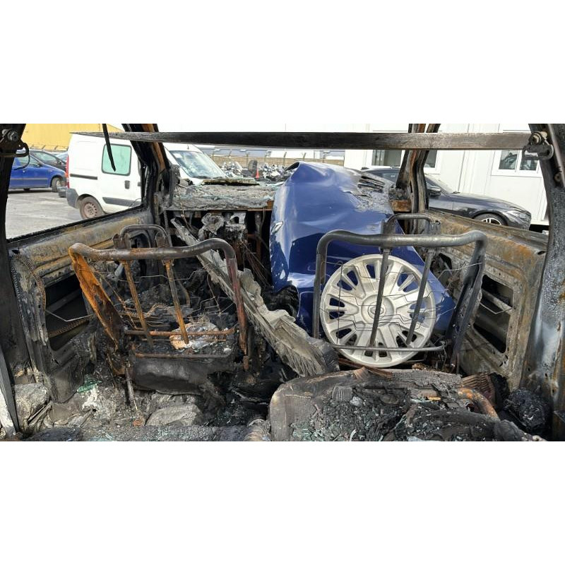 Pare choc arriere RENAULT TWINGO 1 Photo n°12