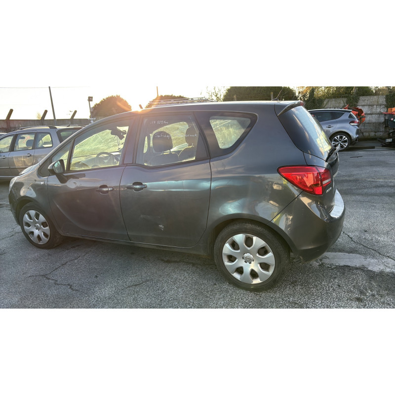 Feu arriere secondaire droit (feux) OPEL MERIVA B Photo n°11
