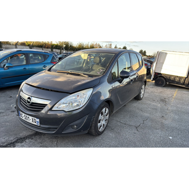 Feu arriere secondaire gauche (feux) OPEL MERIVA B Photo n°6
