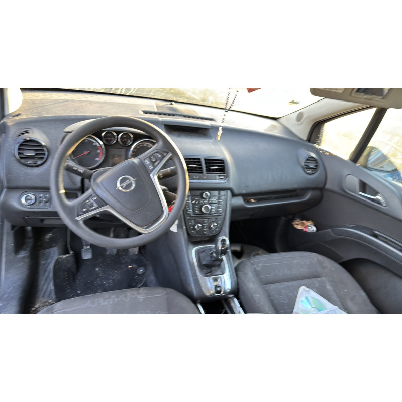Feu arriere secondaire gauche (feux) OPEL MERIVA B Photo n°17