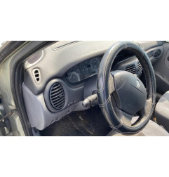 Pare choc avant RENAULT MEGANE 1