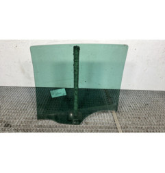 Vitre arriere droit RENAULT CLIO 3