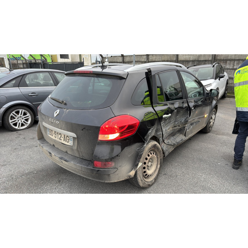 Vitre arriere droit RENAULT CLIO 3 Photo n°7