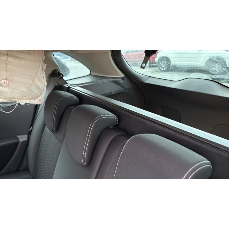 Vitre arriere droit RENAULT CLIO 3 Photo n°15