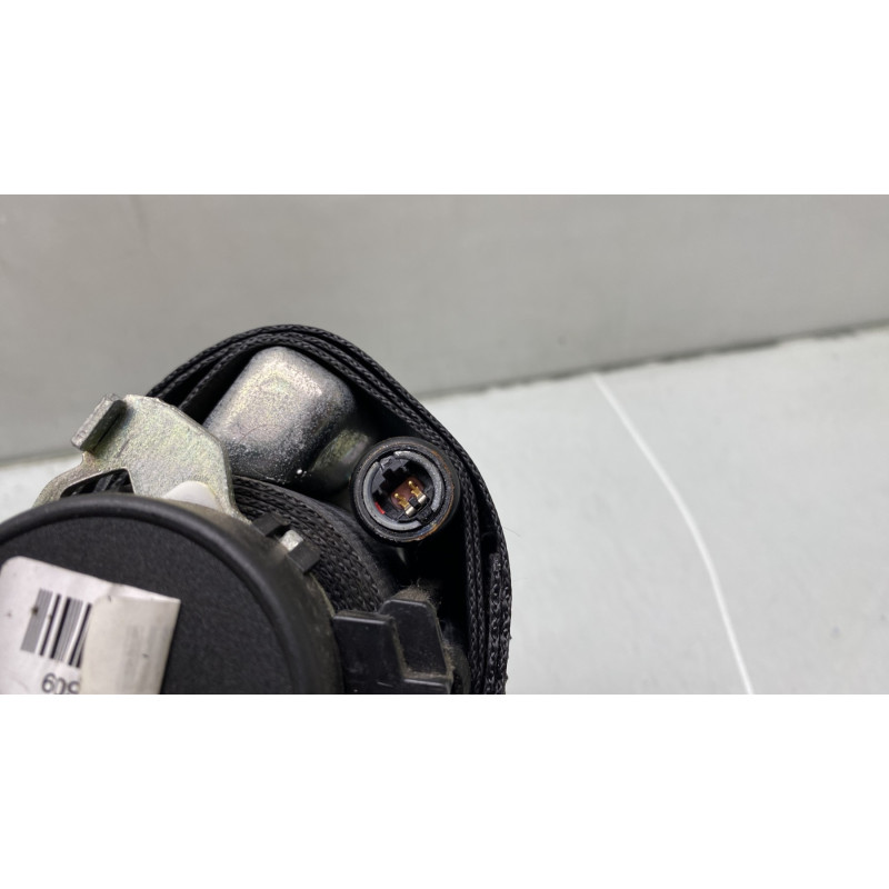 Pretensionneur de ceinture avant droit DACIA DUSTER 1 Photo n°5