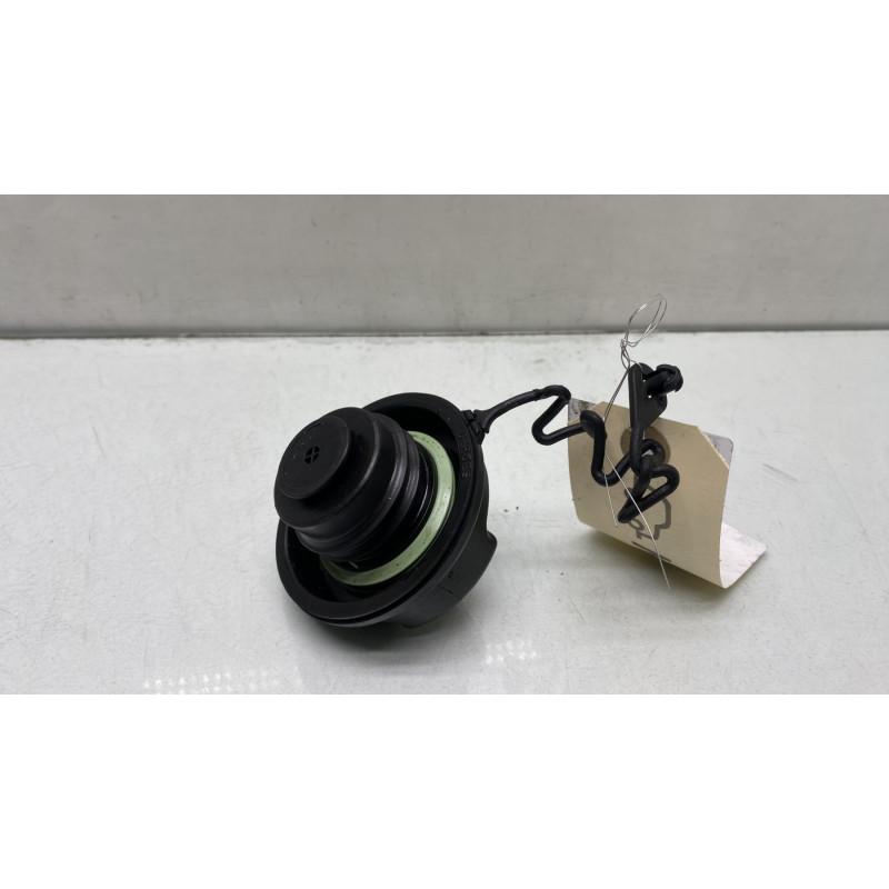 Bouchon de carburant CHEVROLET CAPTIVA Photo n°3