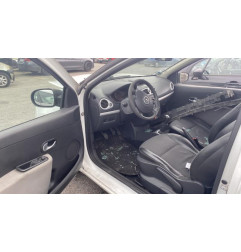 Vitre avant gauche RENAULT CLIO 3