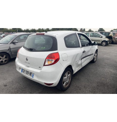 Vitre avant gauche RENAULT CLIO 3