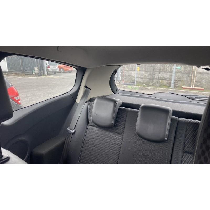 Vitre avant gauche RENAULT CLIO 3 Photo n°19