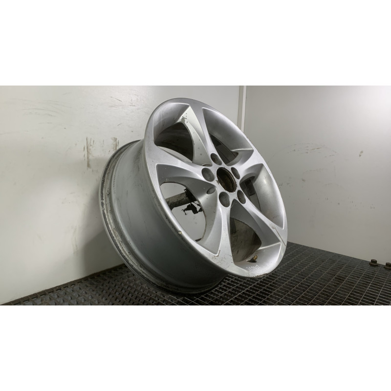 Jante BMW SERIE 1 E87 Photo n°3