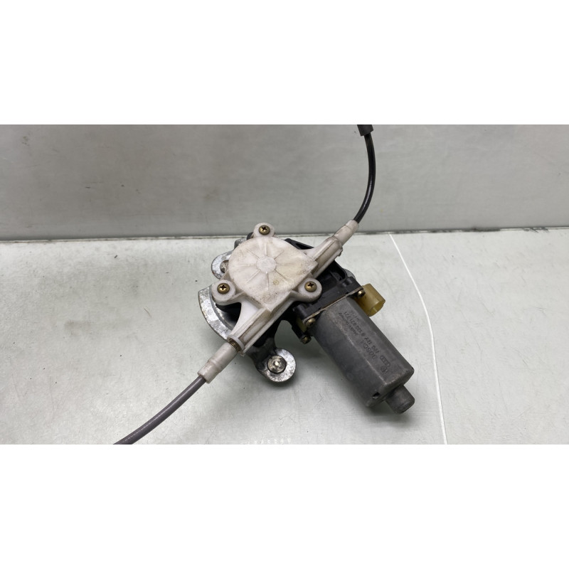 Leve vitre electrique avant droit RENAULT MEGANE 1 Photo n°7