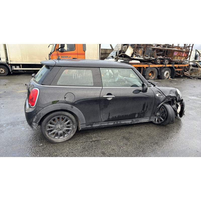 Bouton de warning MINI MINI 3 F56 Photo n°10