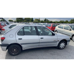 Optique avant principal gauche (feux)(phare) PEUGEOT 306