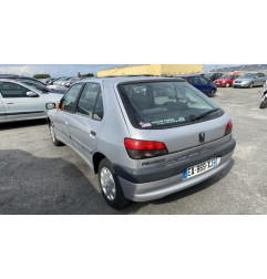 Poignee interieur arriere gauche PEUGEOT 306
