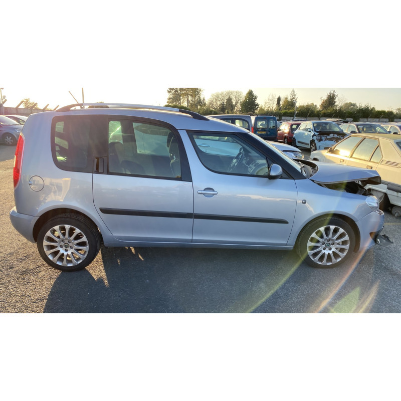 Porte avant droit SKODA ROOMSTER Photo n°12