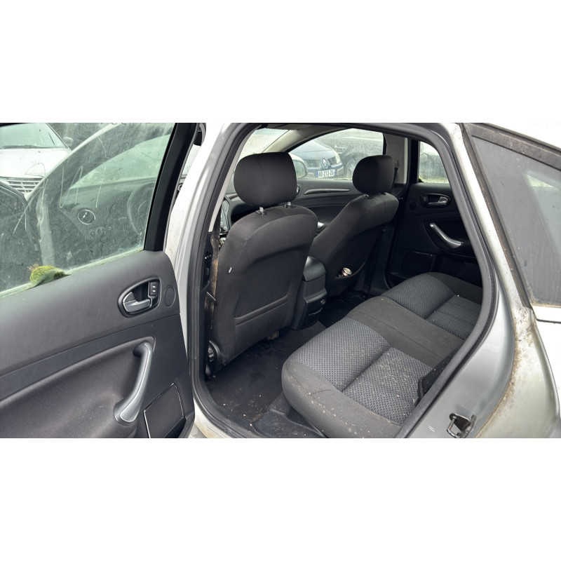 Vitre arriere gauche FORD MONDEO 3 Photo n°16