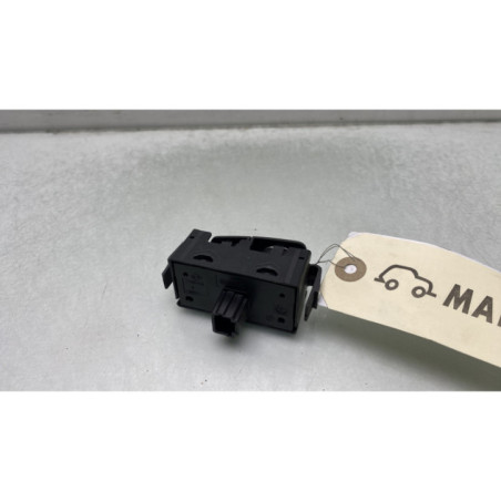 Bouton de warning DACIA SANDERO 2