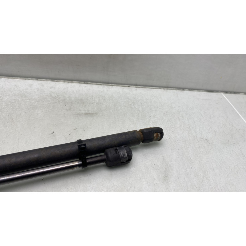 Verin de coffre MINI MINI 1 R50/R53 Photo n°3