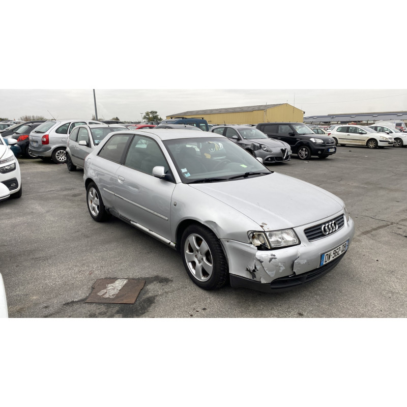 Malle/Hayon arriere AUDI A3 1 Photo n°14